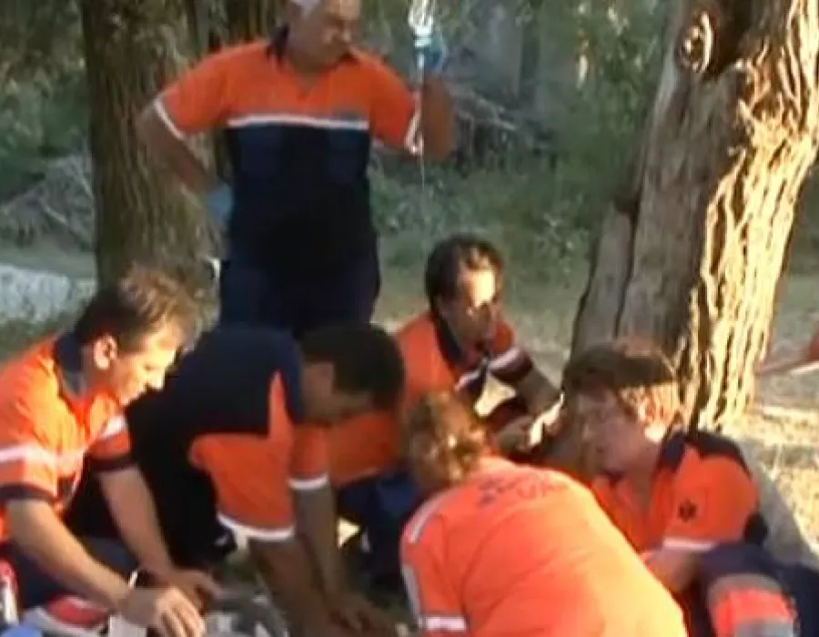 Foto TRAGEDIE! Un băieţel de 12 ani s-a înecat sub privirile mamei