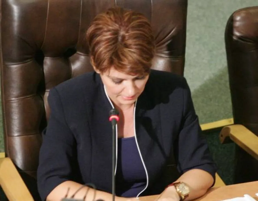 Foto SCANDAL OLTENESC. Olguța Vasilescu, acuzată că a pierdut 10 milioane de euro.