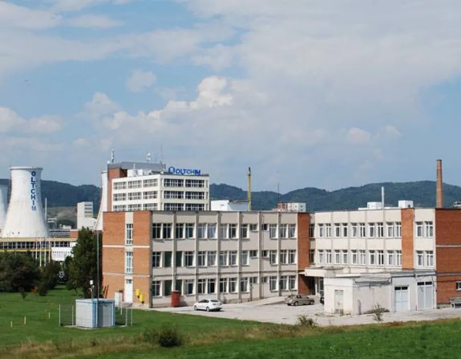 Foto Chinezii încă mai sunt interesaţi de Oltchim