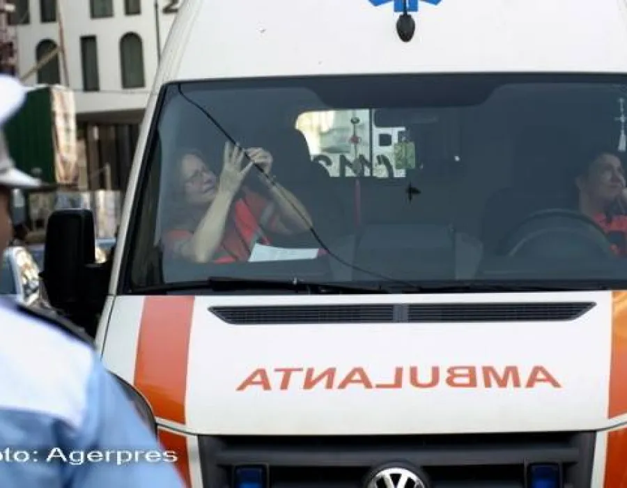 Foto Doi tineri au murit carbonizati intr-un accident, la Corabia, provocat de un sofer fara permis de conducere
