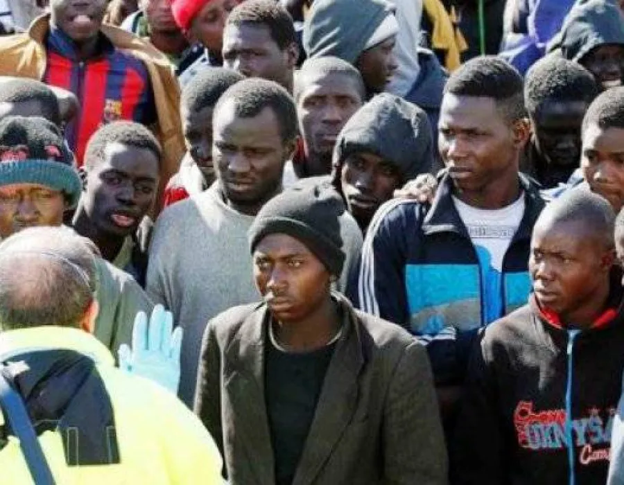 Foto VIDEO / Criza imigranților. MAE confirmă: 16 români reținuți în Ungaria pentru trafic de persoane