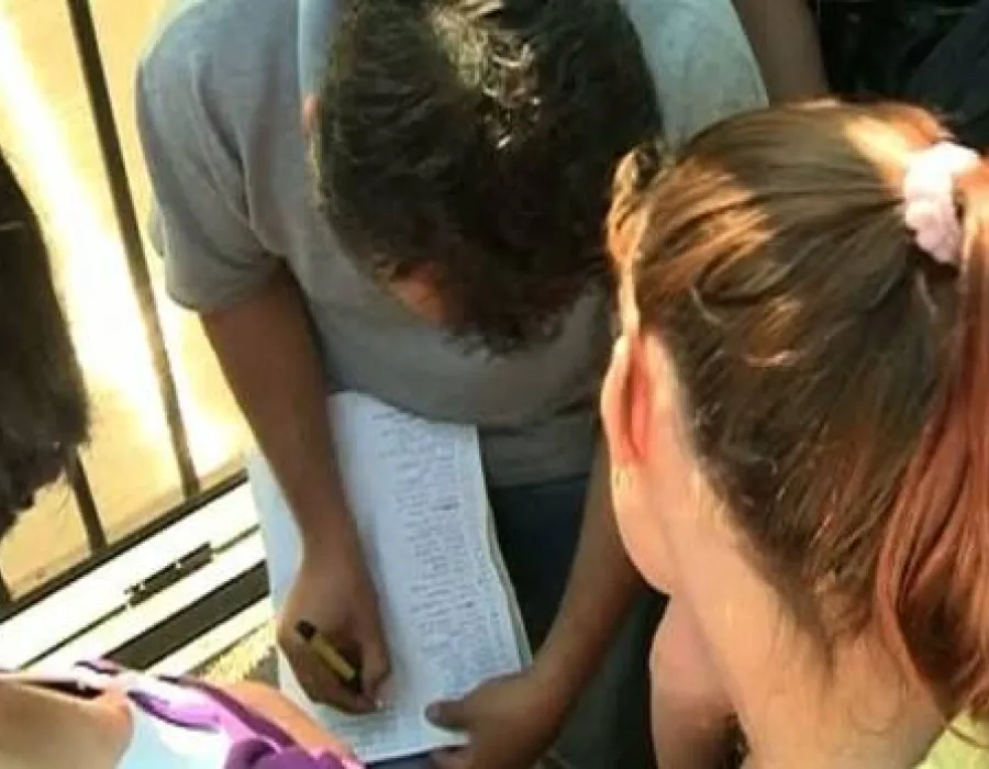 Foto Suspiciuni de fraudă la BACALAUREAT. Mai multe lucrări au fost găsite cu nereguli