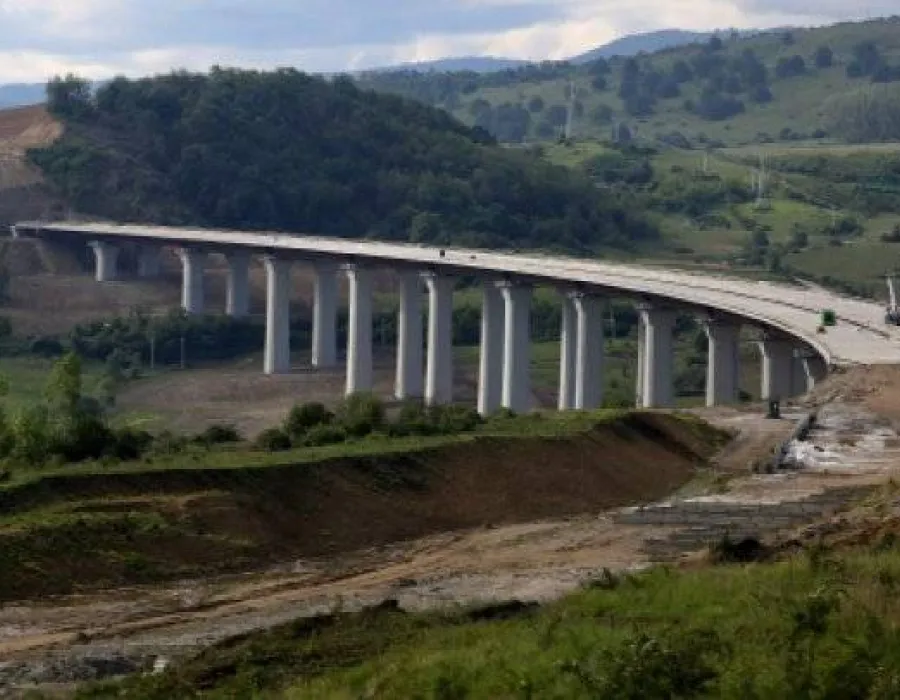 Foto Guvernul a pregătit LISTA lucrărilor de infrastructură pentru 2016. Ce autostrăzi se vor face