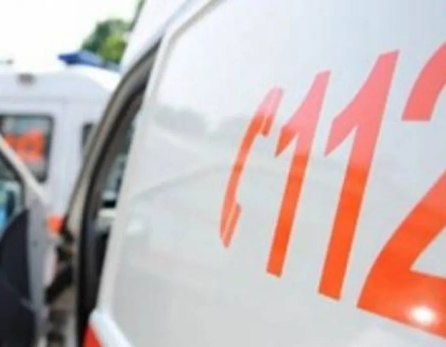 Foto O elevă de 13 ani a încercat să se sinucidă în prima zi de şcoală