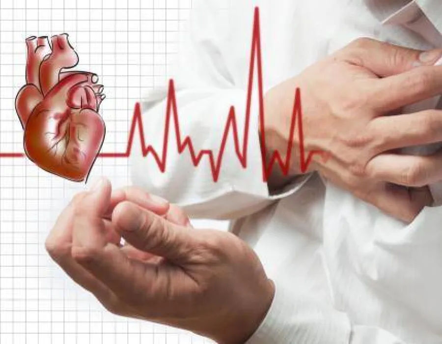 Foto Cum poţi să opreşti un atac de cord în 60 de secunde