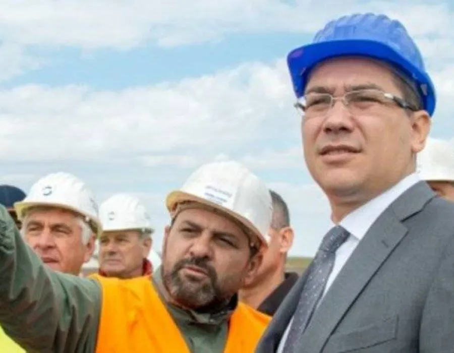 Foto Autostrada ratată a premierului Ponta aduce noi găuri în buget