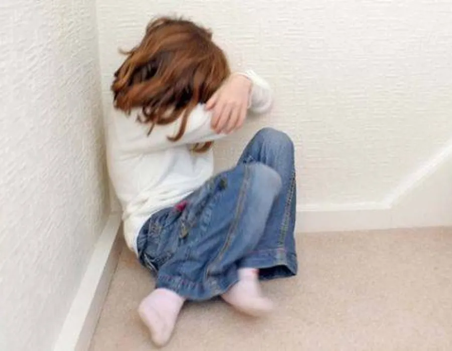 Foto DGASPC Olt, în lupta cu tatăl abuziv