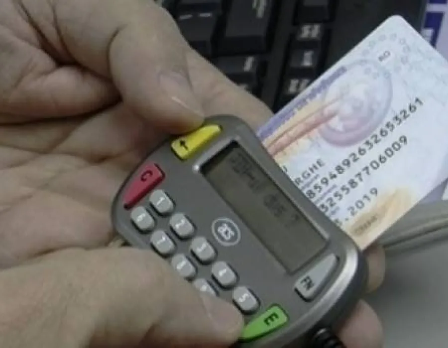 Foto Sistemul electronic al cardului de sănătate, NEFUNCŢIONAL