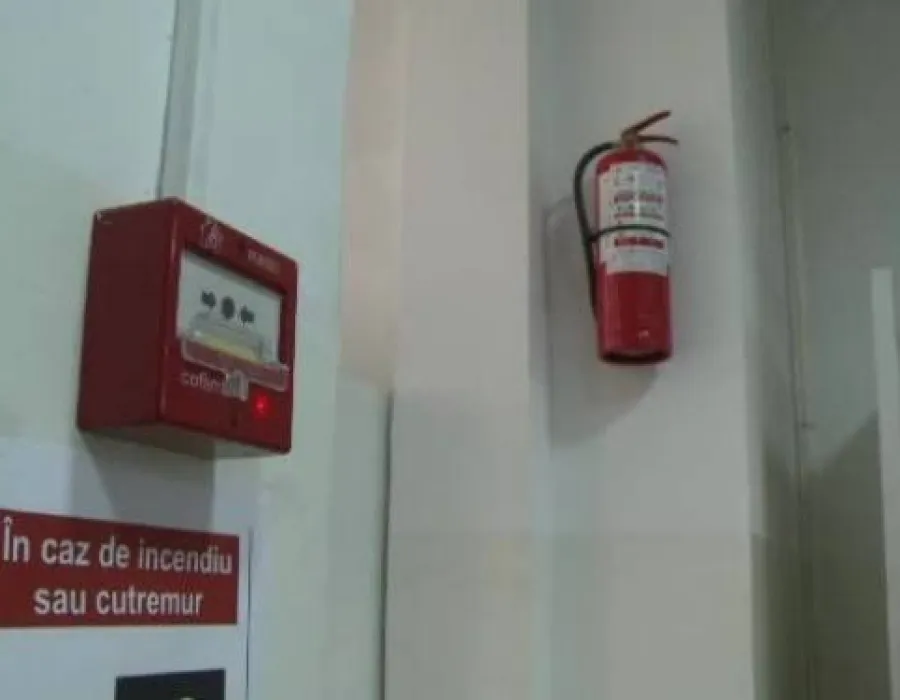 Foto De ce 93% din scoli nu au autorizatie de la ISU? Raspunsul bulversant despre anul de constructie dat de autoritati