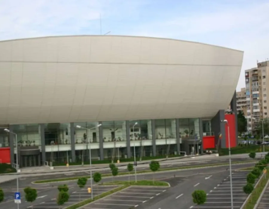 Foto Autorităţile se joacă cu vieţile craiovenilor