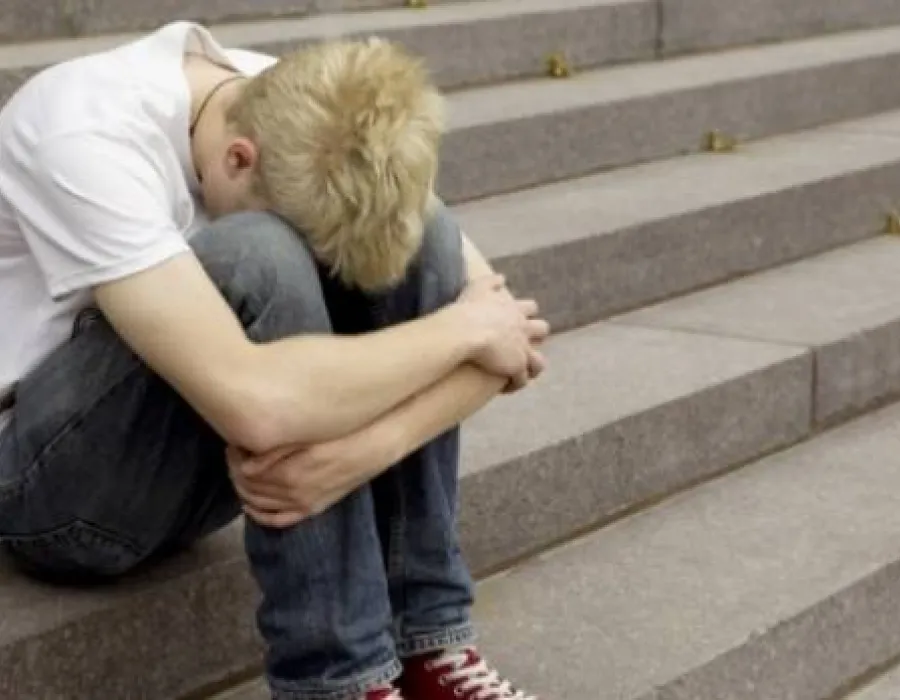 Foto Caz uluitor! Copil de 12 ani, torturat de propria familie