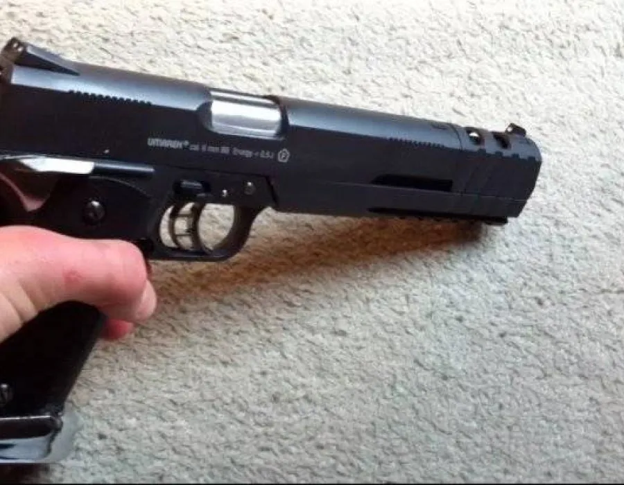 Foto S-au tras focuri de armă în mall