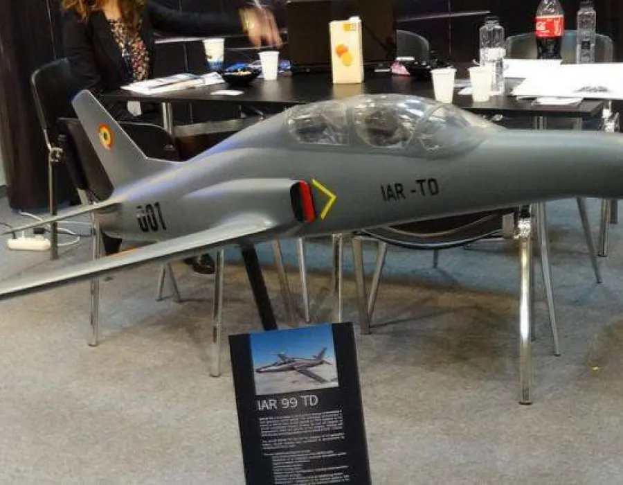 Foto Avionul românesc IAR 99 TD ar putea zbura la începutul anului 2018. Proiectul este în curs de derulare