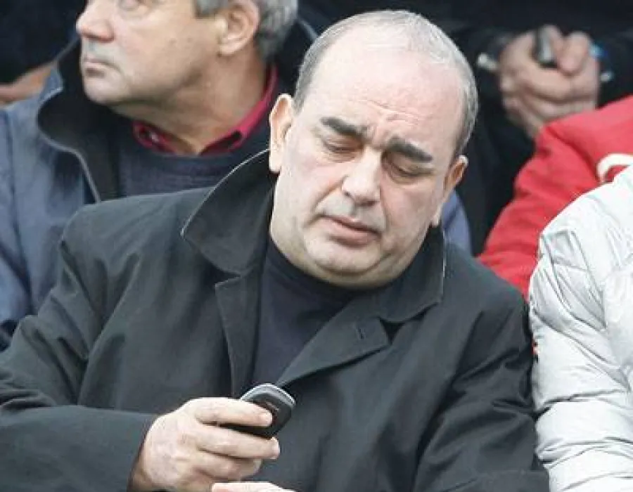 Foto Gheorghe Neţoiu, în STARE GRAVĂ: "Este nevoie de intervenţie pe cord deschis"
