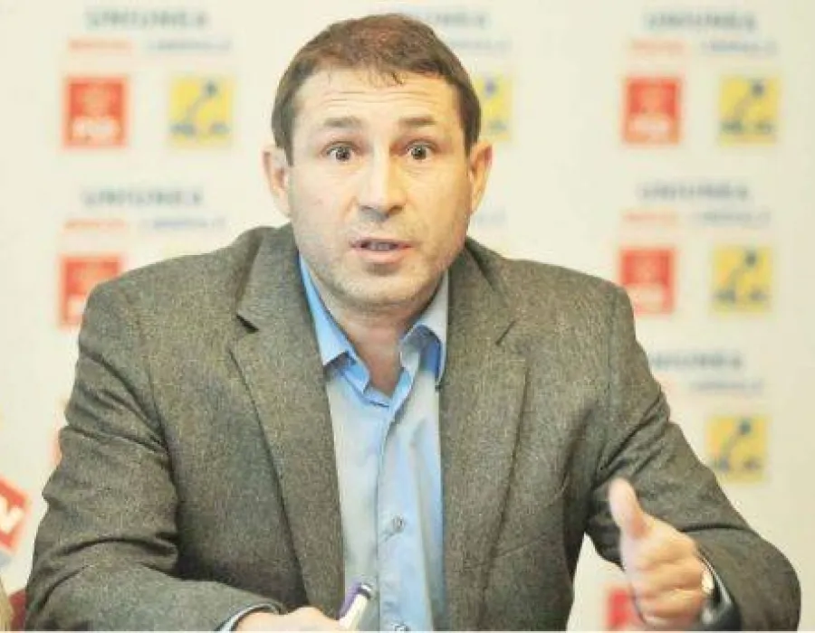 Foto VIDEO / Dosar de politician: Pavel Badea, ”doctorașul din Chișinău”, se vrea primar la Craiova