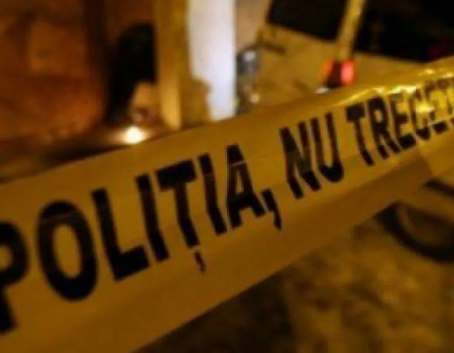 Foto Omorât de propriul fiu cu mai multe lovituri de cuţit. Criminalul va fi dus la expertiza psihiatrică