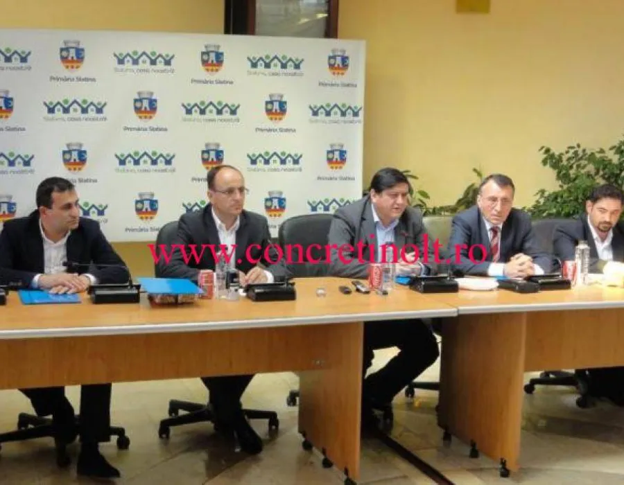 Foto A MURIT CENTURA LUI VÂLCOV. DUPĂ EA ȘI CENTRALA FOTOVOLTAICĂ! TRĂIASCĂ ȘPAGA ȘI INCOMPETENȚA!