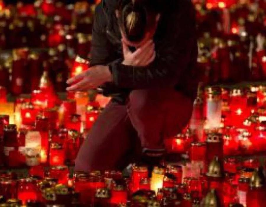 Foto Numărul morţilor din Colectiv creşte. Cristi Mitroi, un fotograf în vârstă de 30 de ani, s-a stins în Marea Britanie