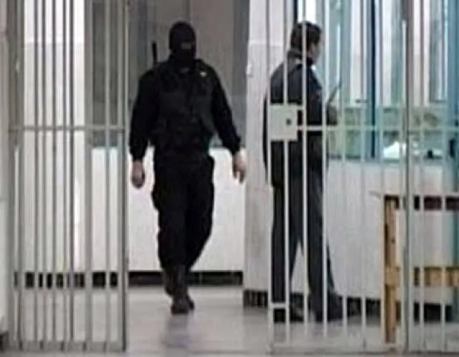 Foto VIDEO / Revoltă la Penitenciarul Craiova, pornită din cauza opririi televizorului