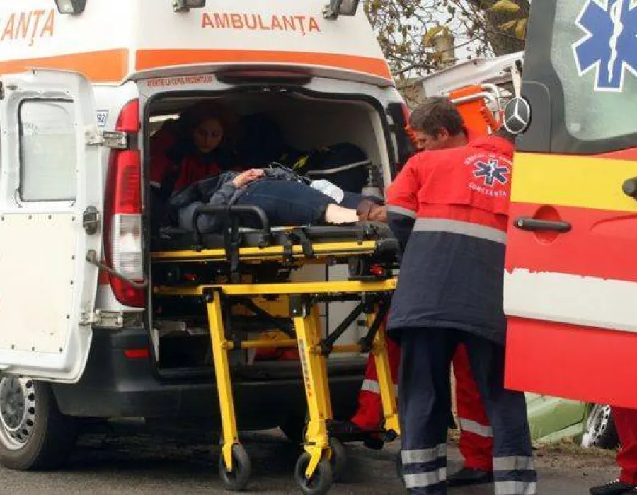 Foto Accident mortal pe Calea Bucureşti provocat de un şofer de autobuz
