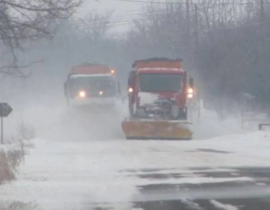 Foto O nouă ALERTĂ METEO: Ninsori în aproape toată ţara, lapoviţă şi polei