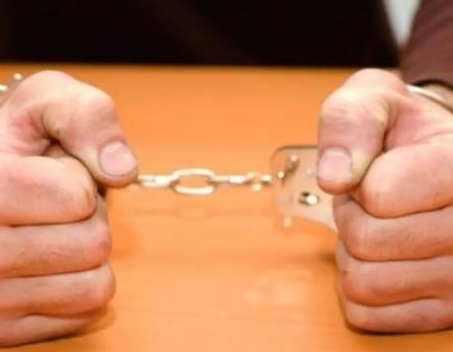 Foto Medicul Constantin Ploscaru, arest la domiciliu după ce şi-a tăiat colegul cu bisturiul