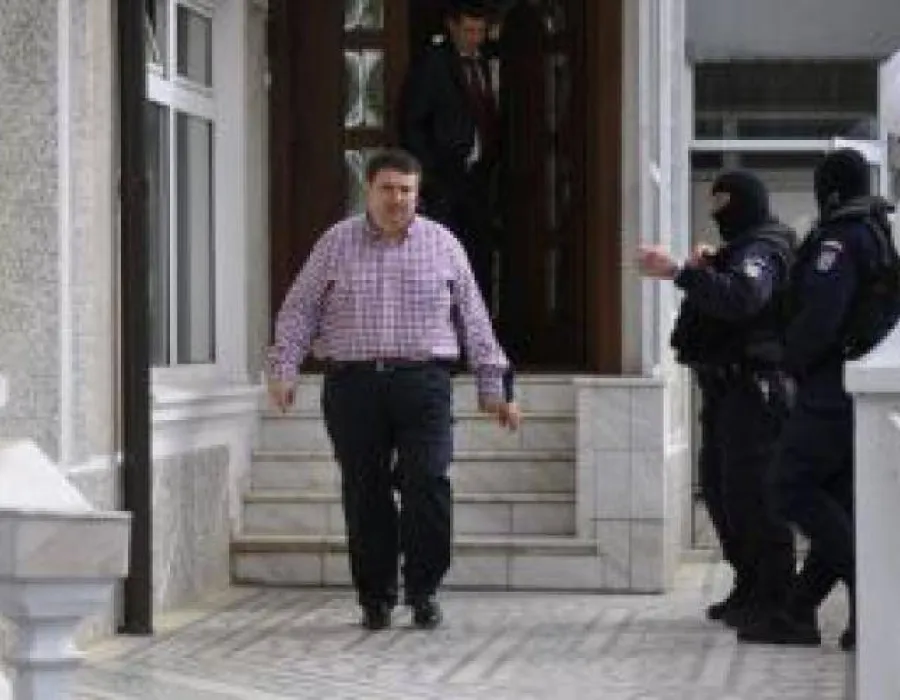 Foto Procesul fostului preşedinte al Consiliului Judeţean Mehedinţi, Adrian Duicu, nu s-a încheiat