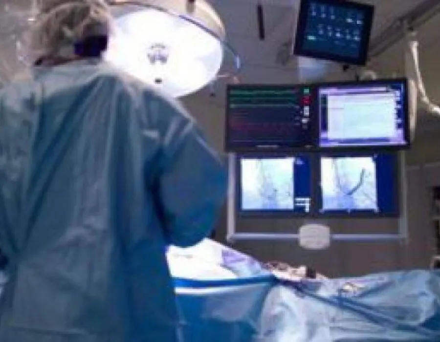 Foto Un bărbat din Craiova a murit după ce medicii i-au perforat esofagul. Familia îi acuză pe doctori de malpraxis