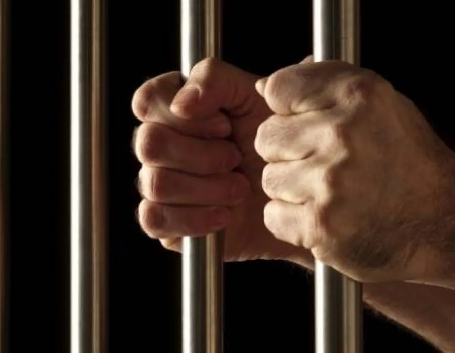 Foto Încă o lovitură pentru deţinuţii "scriitori". Anunţul făcut de ministrul Justiţiei