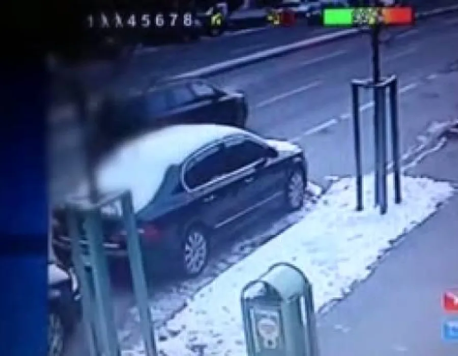 Foto Imagini ŞOCANTE în Drobeta-Turnu Severin. O femeie a fost lovită în plin de o maşină VIDEO