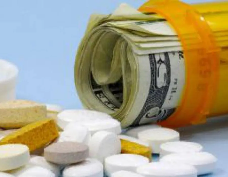 Foto Percheziţii în Mehedinţi. Medici acuzaţi de decontări inexistente