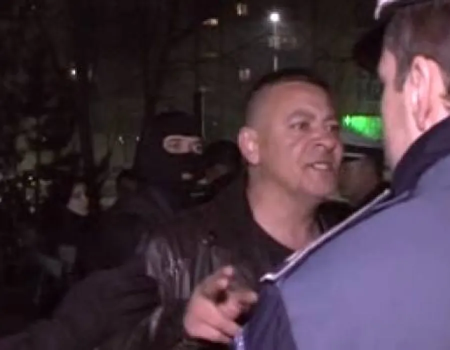 Foto VIDEO/ Scandal cu două clanuri de romi la spital