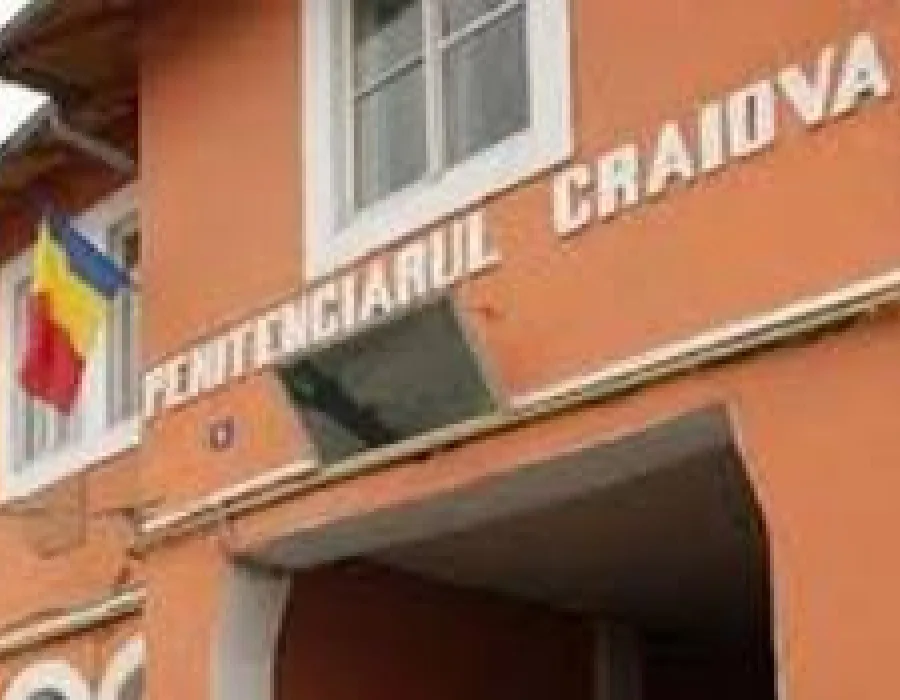 Foto Un deținut de la Penitenciarul Craiova a murit din cauza unei bătăi primite de la un gardian