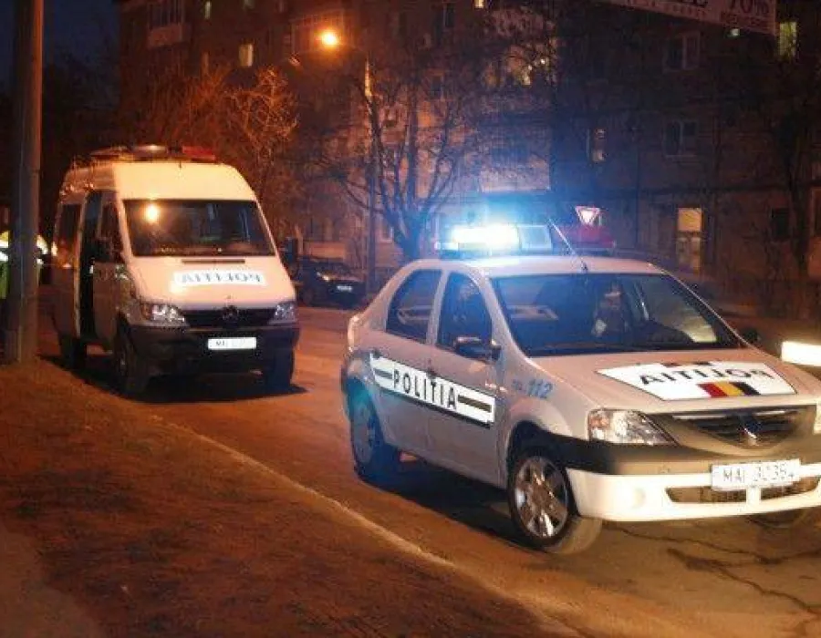 Foto Urmărire ca în filme pe străzile din Craiova. Focurile de armă nu l-au oprit pe un șofer care fugea de poliție