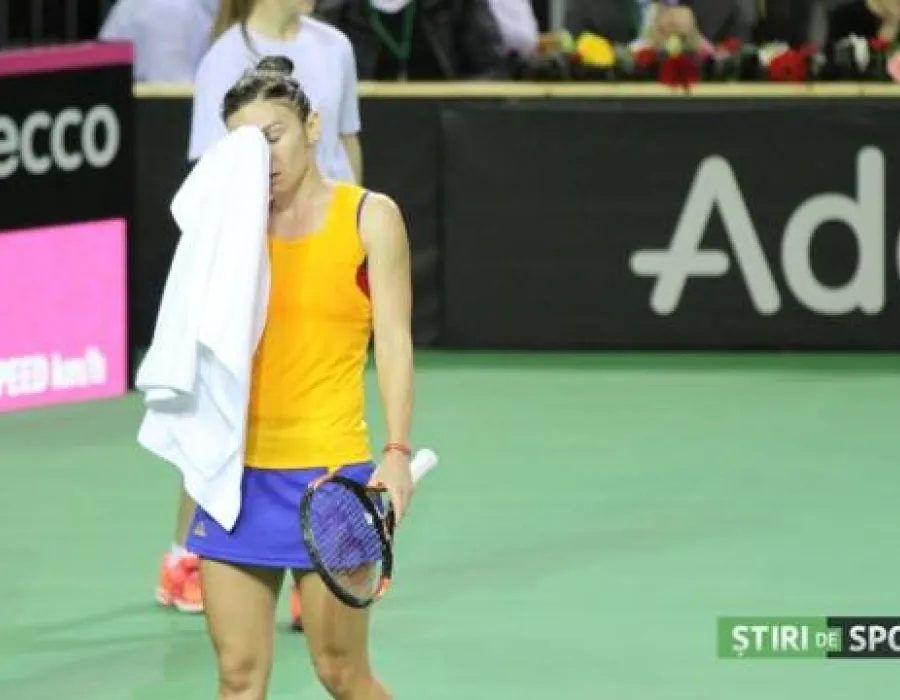 Foto Simona Halep: "Poate era mai bine dacă nu jucam"! Românca a fost eliminată de la Dubai, deşi era favorită numărul 1