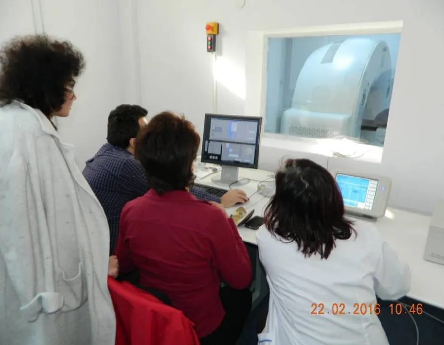 Foto VIDEO / Corabia are tomograf
