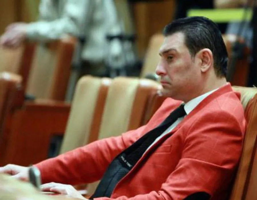 Foto Surse. Banii din dosarul lui Păun, folosiţi pentru imaginea lui Ponta şi campania lui Voicu