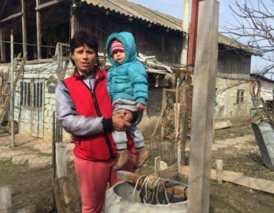 Foto Opt copii din Dolj au ajuns la spital intoxicaţi din cauza apei din fântână. Inspectorii DSP: „Este contaminată microbiologic cu azotaţi“