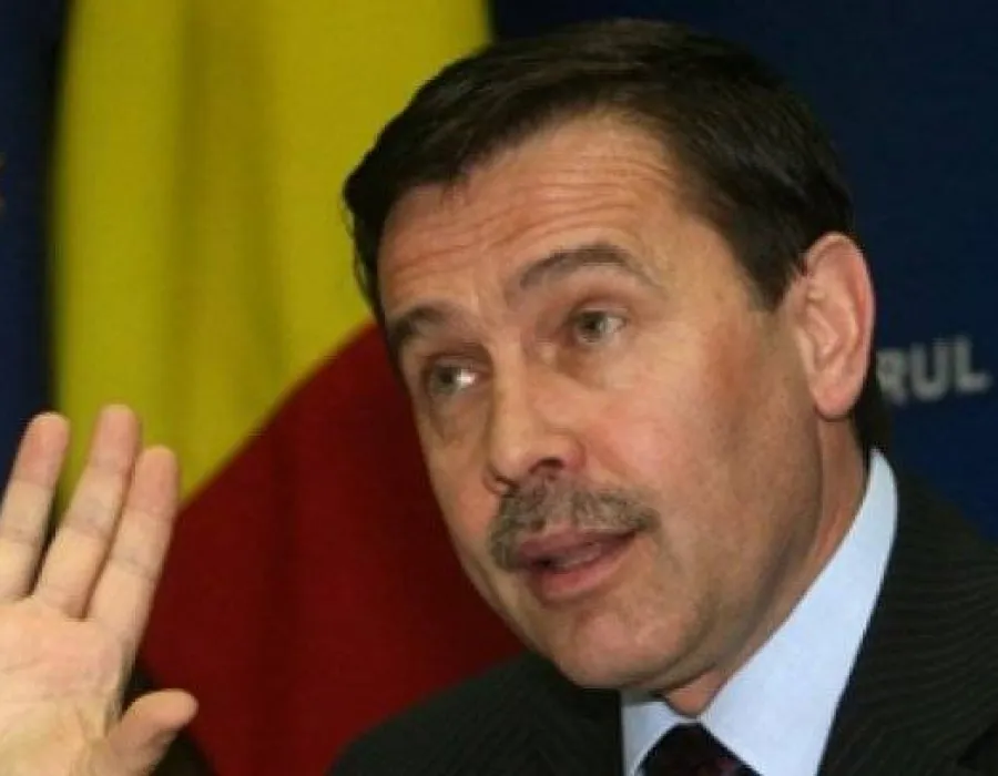 Foto Fostul ministru al Finanțelor Gheorghe Pogea, audiat la DNA în dosarul ANRP