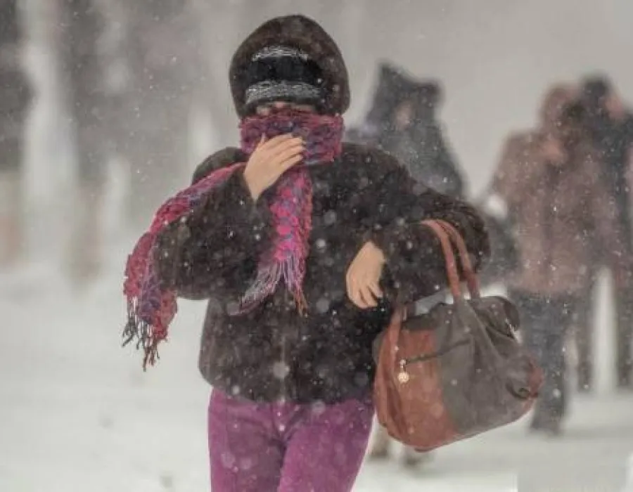 Foto Cod galben în 21 de județe. Se întorc ninsorile