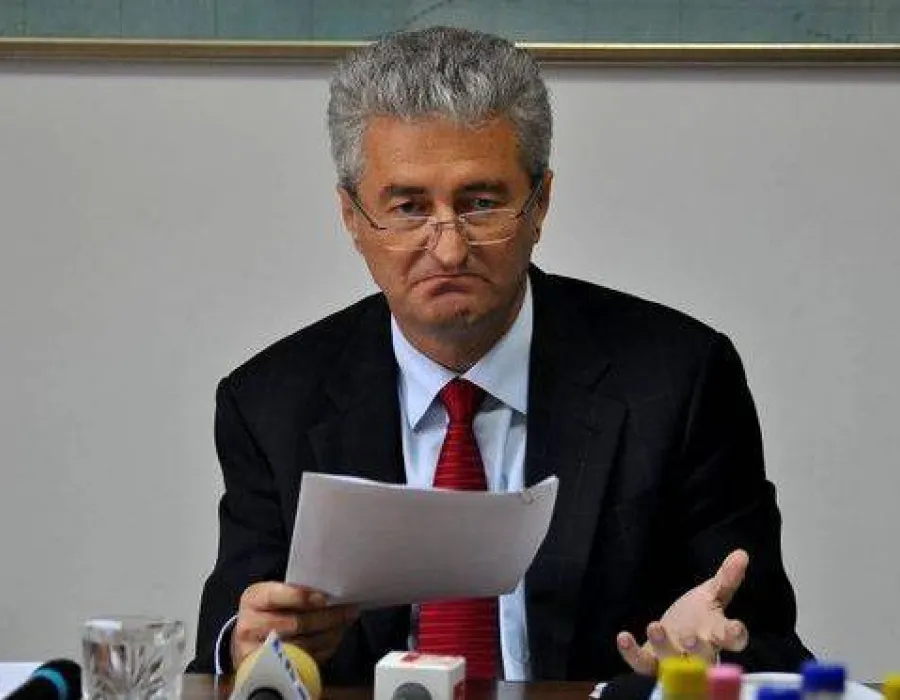 Foto Camarila primarului Constantin Gherghe, de la Turnu Severin, conectată la justiție și bani publici