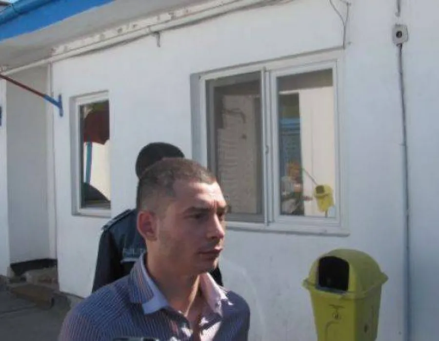 Foto Fiul interlopului „Caiac“, eliberat condiţionat. Cosmin Pîrvu a fost condamnat la închisoare pentru trafic de droguri de risc