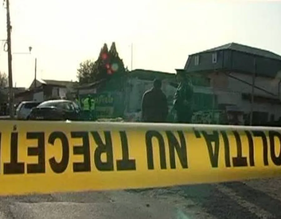 Foto Poliţist mort în accident după ce a rămas fără permis din cauza vitezei excesive. Vezi cu cât a fost prins circulând