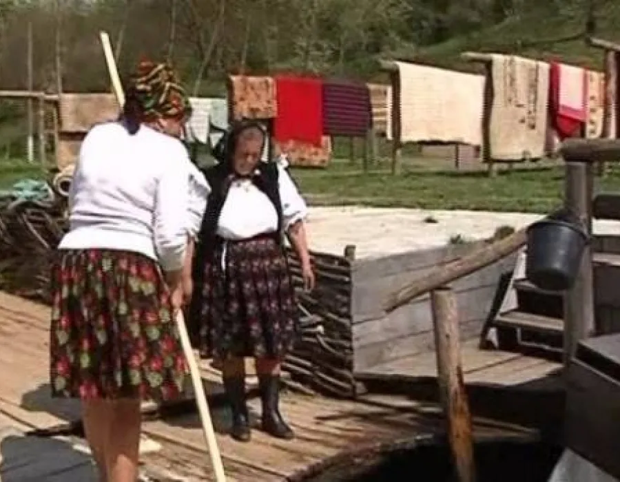 Foto SĂPTÂMÂNA LUMINATĂ, PAŞTE 2016. Tradiţii şi obiceiuri în PRIMA ZI din Săptămâna Patimilor