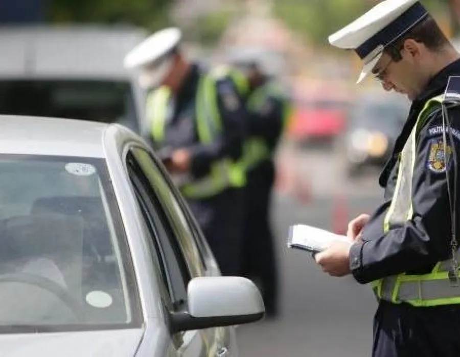 Foto AMENZILE de circulaţie cresc CONSIDERABIL de la 1 MAI. Vezi noile SANCŢIUNI