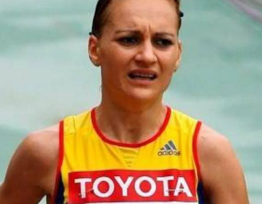 Foto Atleta Claudia Ştef, depistată pozitiv cu Meldonium. Sportiva este legitimată la CSM Craiova: „Da, am luat meldonium. Nu mă consider vinovată“