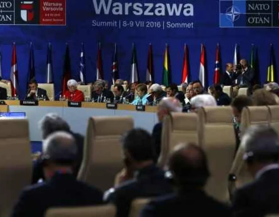 Foto SUMMIT NATO la Varşovia. Alianţa se alătură luptei contra grupării Stat Islamic. AVERTISMENT pentru Rusia