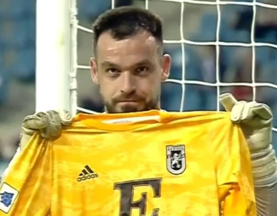 Foto Fostul portar al lui FCU a sfidat-o pe CSU pe arena „Ion Oblemenco“