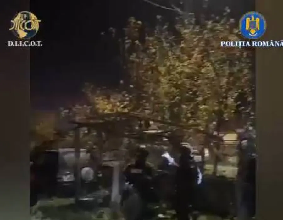 Foto GORJ: Trafic de minori și falsuri în acte. Trei persoane cercetate