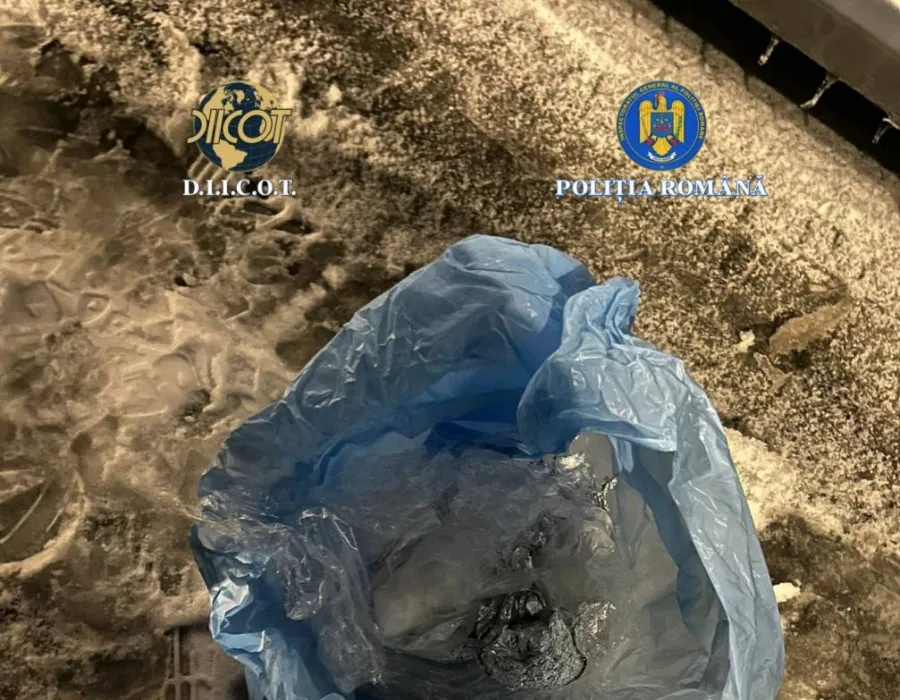 Foto Prins în flagrant cu cocaină. 30 de zile de arest preventiv pentru un bărbat din Drobeta Turnu Severin